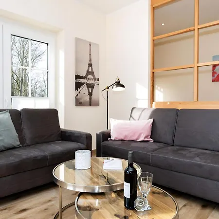Ferienhaus Mit Terrasse, Garten Und Grill Ferienhaus
